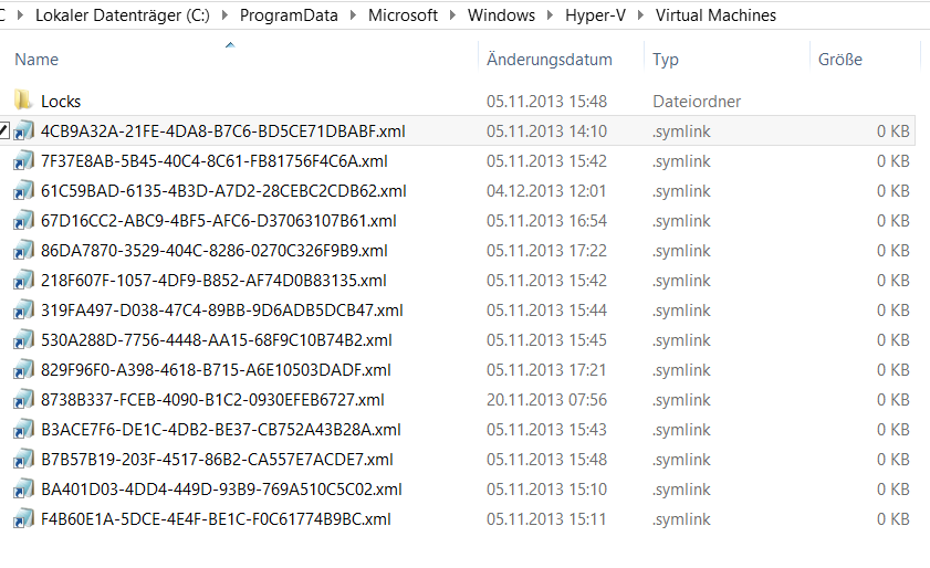 C:\ProgramData\Microsoft\Windows\Hyper-V\Virtual Machines symlink config